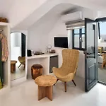 Amphora Luxury - Akrotiri Seaview Escape
