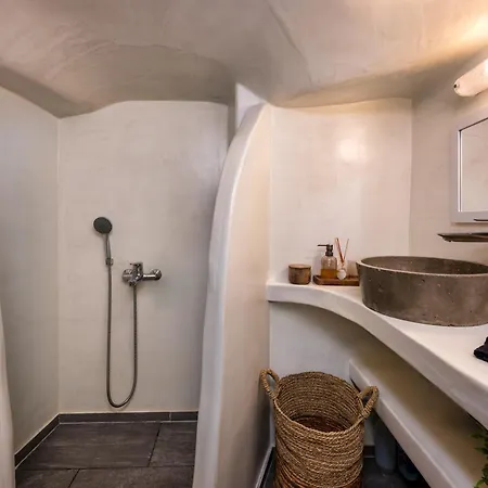 Amphora Luxury - Akrotiri Seaview Escape *
