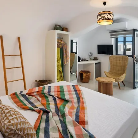 Amphora Luxury - Akrotiri Seaview Escape *