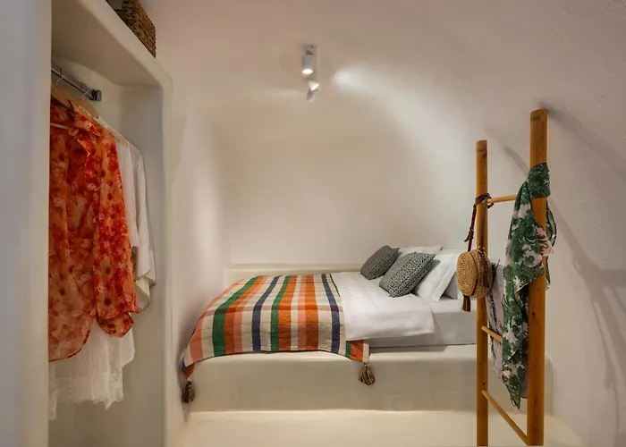 Amphora Luxury - Akrotiri Seaview Escape Villa